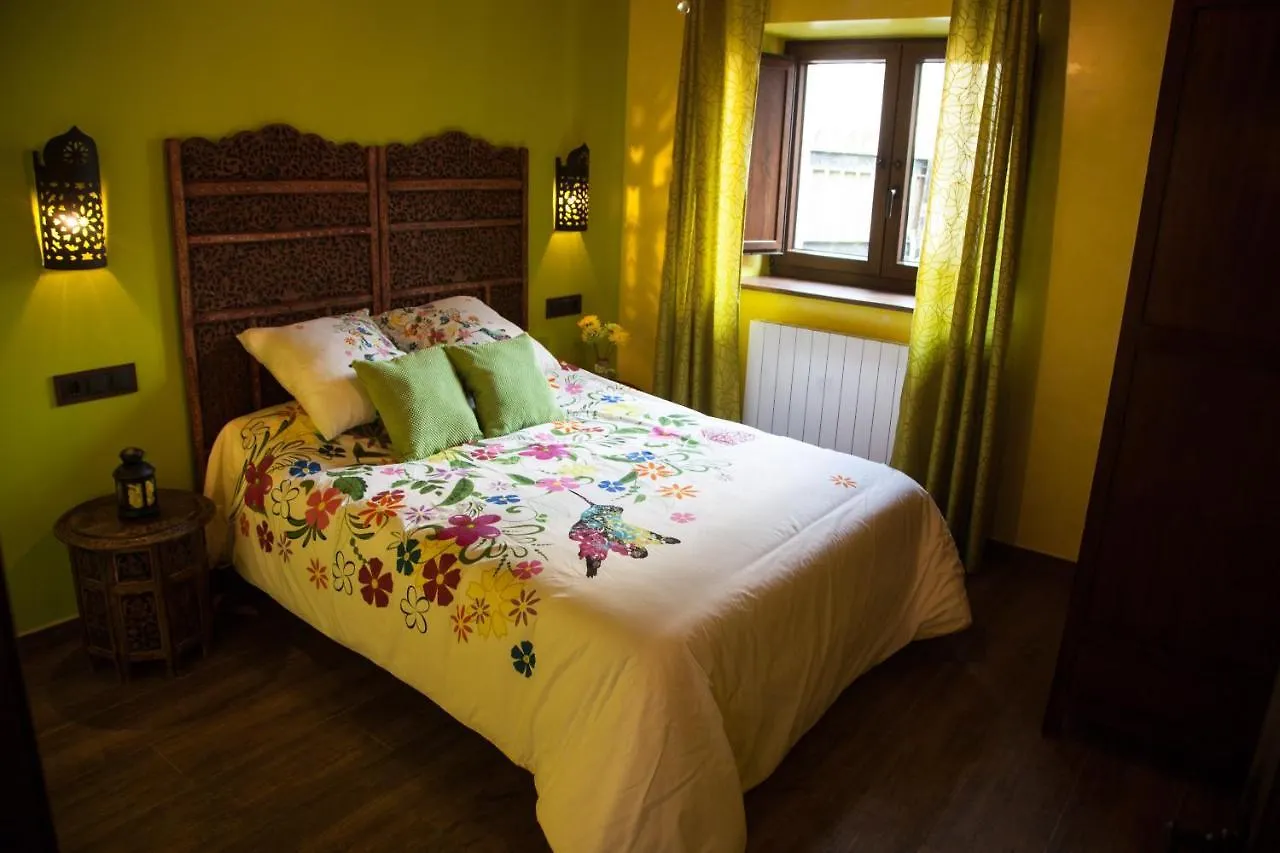 Casa Rural El Ribero I Llanteno Farm stay