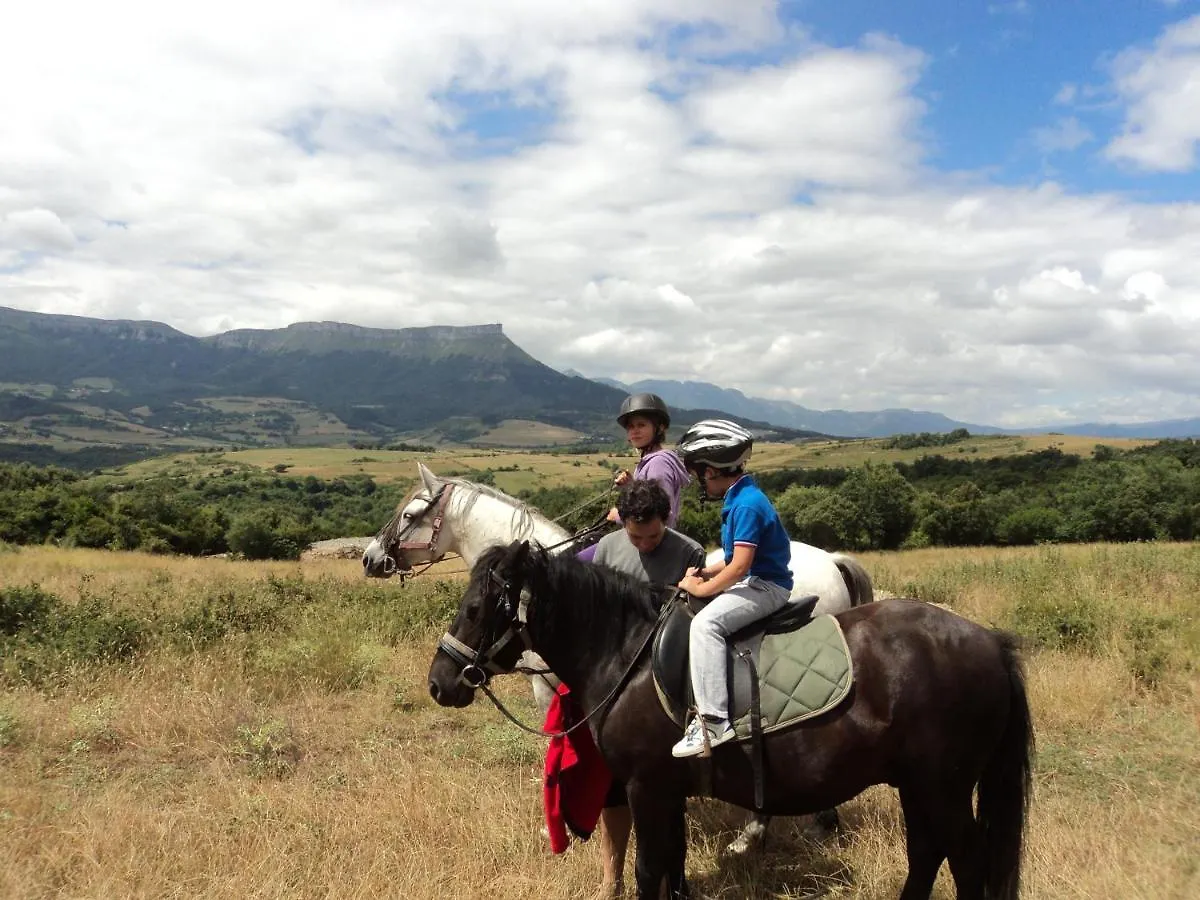 Farm stay Casa Rural El Ribero I Llanteno
