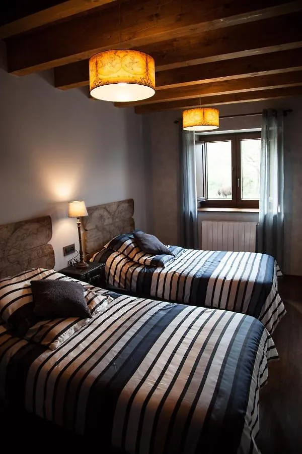 Casa Rural El Ribero I Llanteno Farm stay