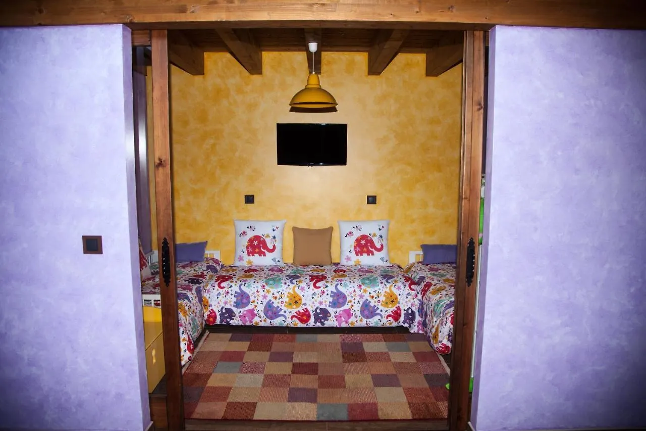 Farm stay Casa Rural El Ribero I Llanteno